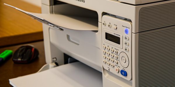 Dlaczego komputer nie widzi drukarki? Co zrobić?