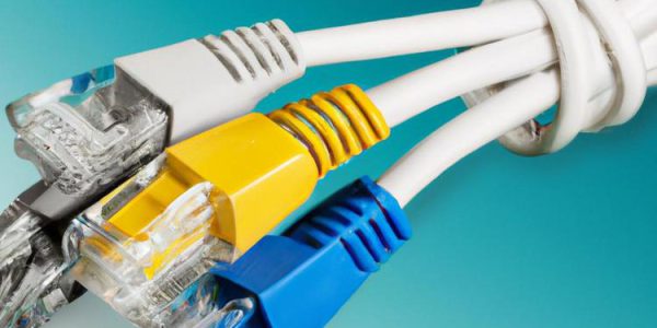 jak podłączyć internet do telewizora bez smart tv