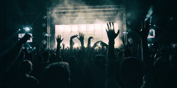 Sezon festiwali i koncertów