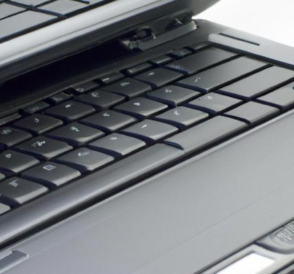 Ile kosztuje laptop i jak wybrać ten najlepszy?